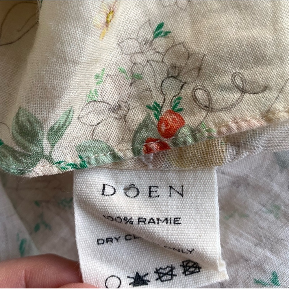 Doen Floral Maxi Dress in Cream and Pink - Picture 10 of 10